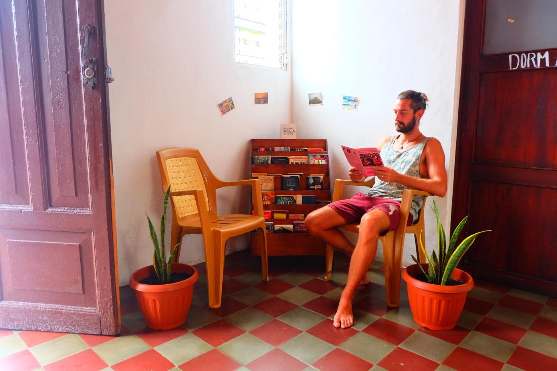 גרנאדה Deakachimba Hostel מראה חיצוני תמונה