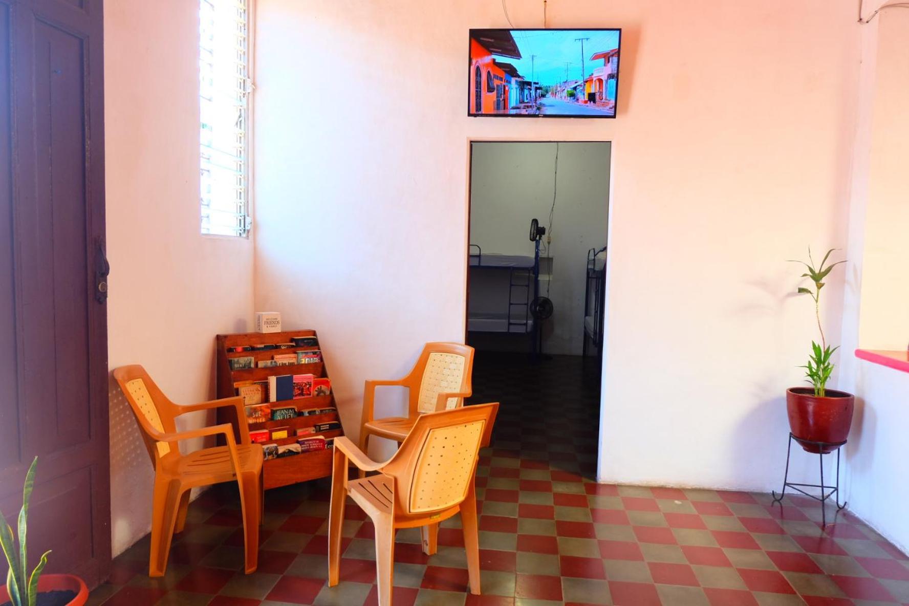 גרנאדה Deakachimba Hostel מראה חיצוני תמונה