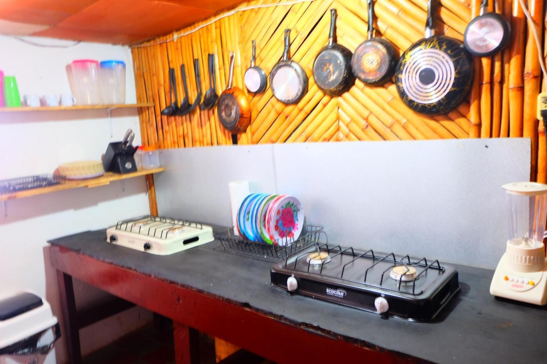 גרנאדה Deakachimba Hostel מראה חיצוני תמונה