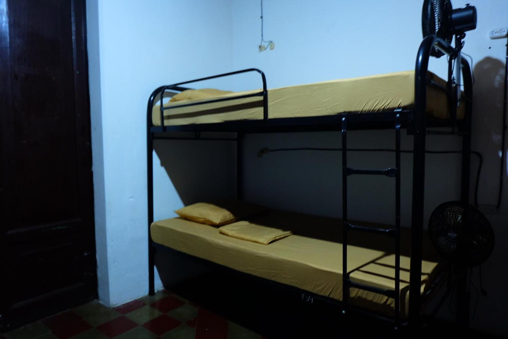 גרנאדה Deakachimba Hostel מראה חיצוני תמונה