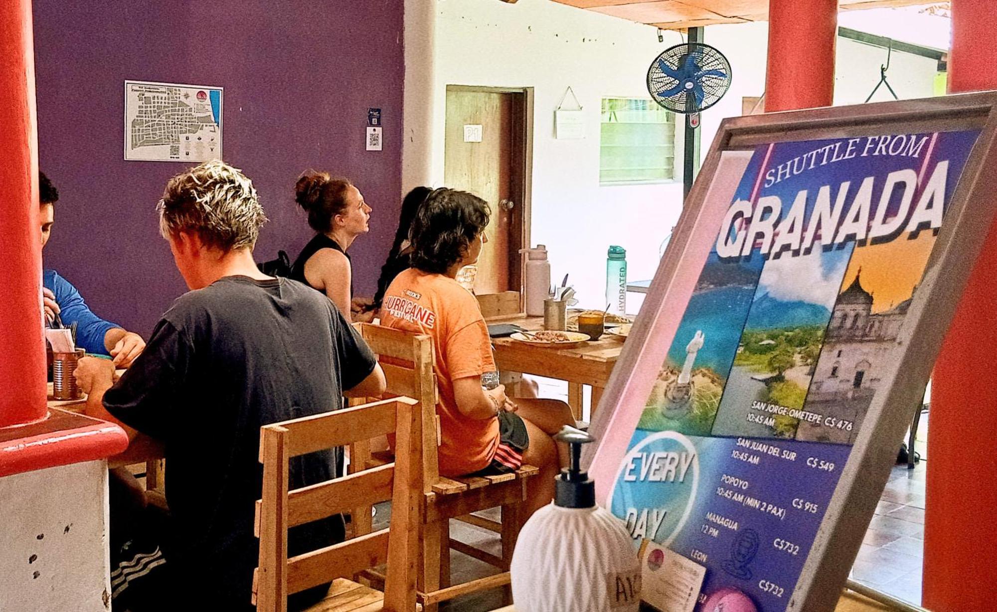 גרנאדה Deakachimba Hostel מראה חיצוני תמונה